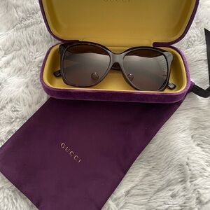 Gucci Women's Brown Tortoise Sunglasses